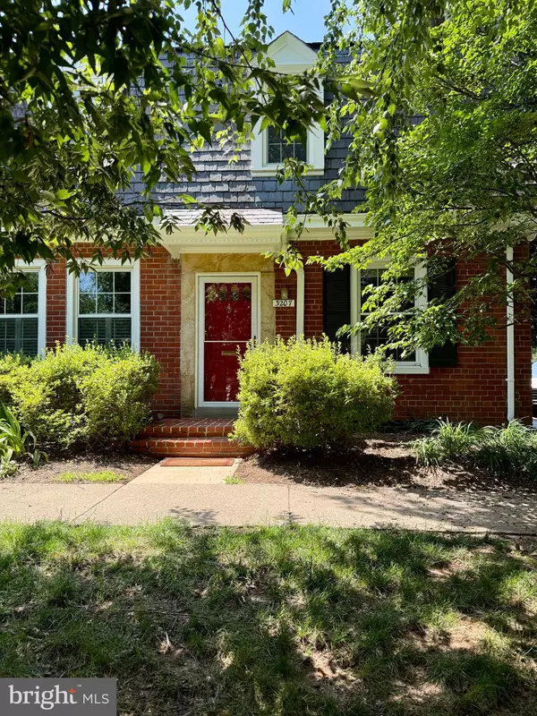 3207 S STAFFORD ST, Arlington, VA 22206