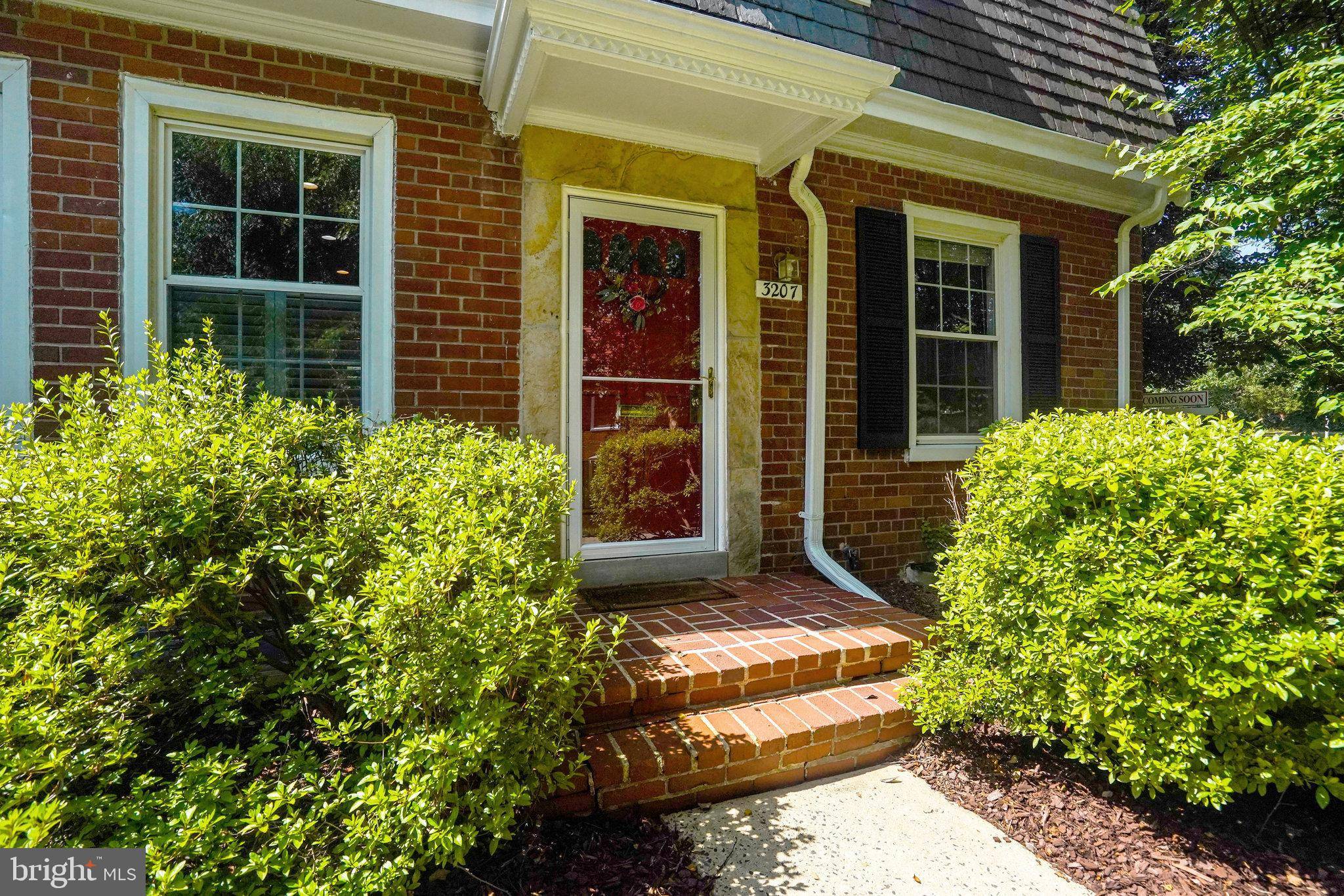 Arlington, VA 22206,3207 S STAFFORD ST