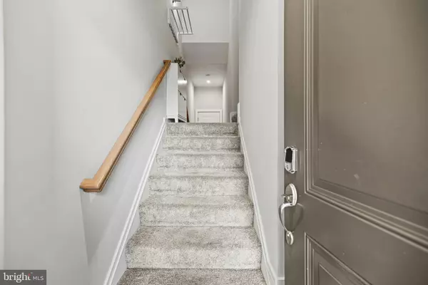 Rockville, MD 20855,16318 CONNORS #14