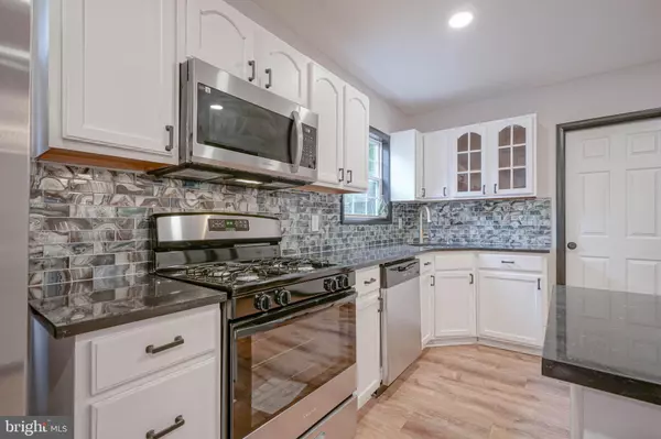 Bridgeton, NJ 08302,11 SUNSET LN