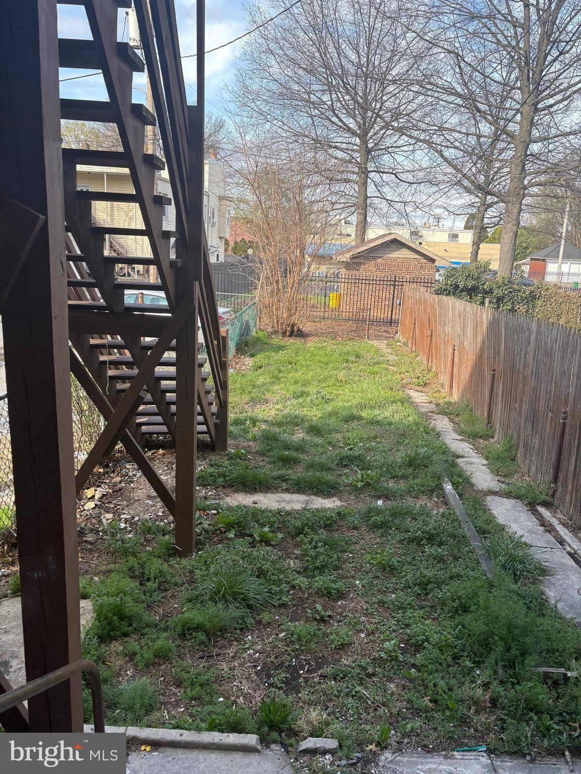 York, PA 17401,724 CLEVELAND AVE