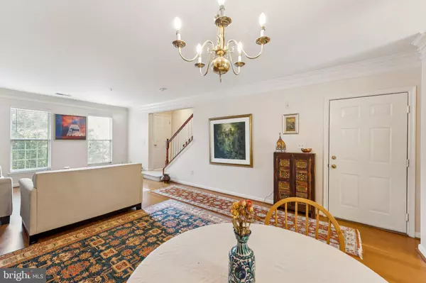 Vienna, VA 22182,1506 NORTHERN NECK DR #202