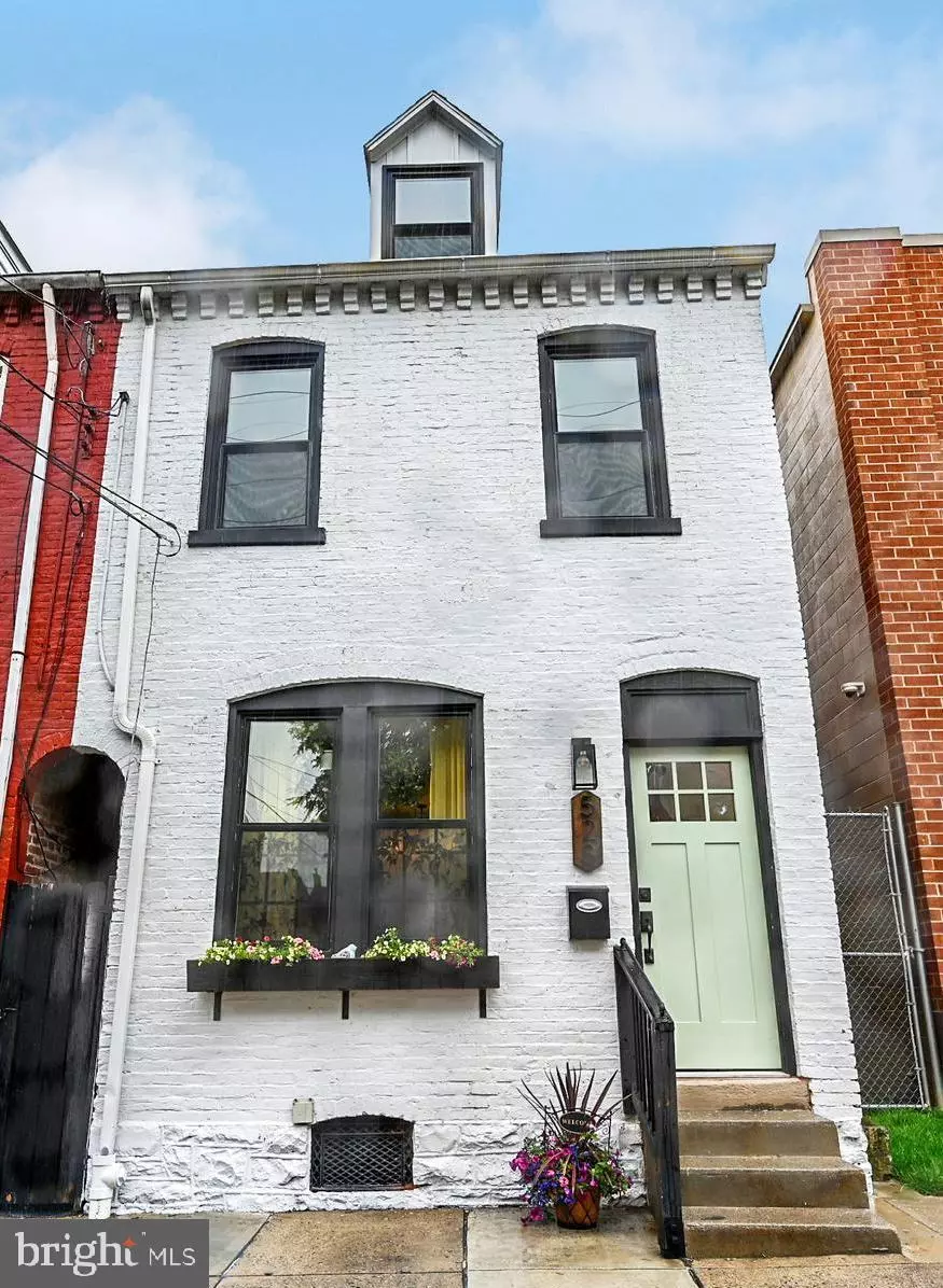 Lancaster, PA 17602,528 NORTH ST