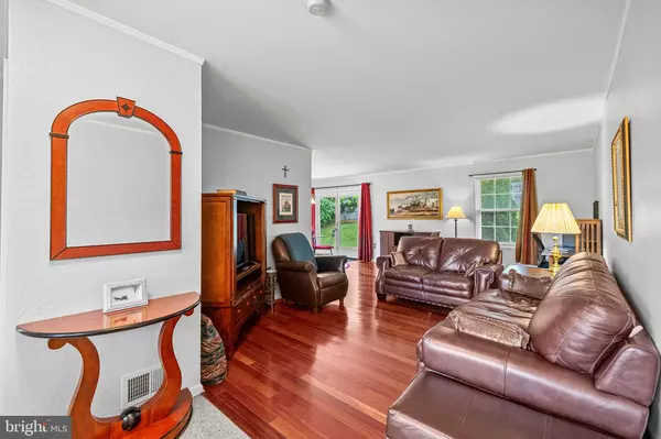Front Royal, VA 22630,986 STUART DR