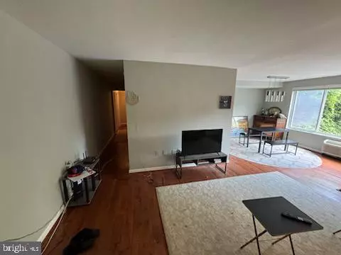 4114 DAVIS PL NW #219, Washington, DC 20007