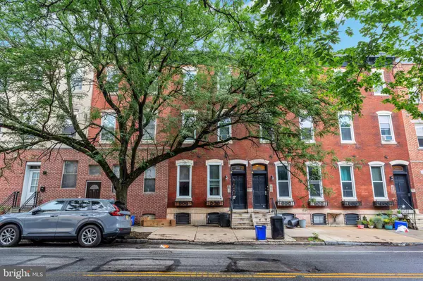 Philadelphia, PA 19146,1927 CHRISTIAN ST #A
