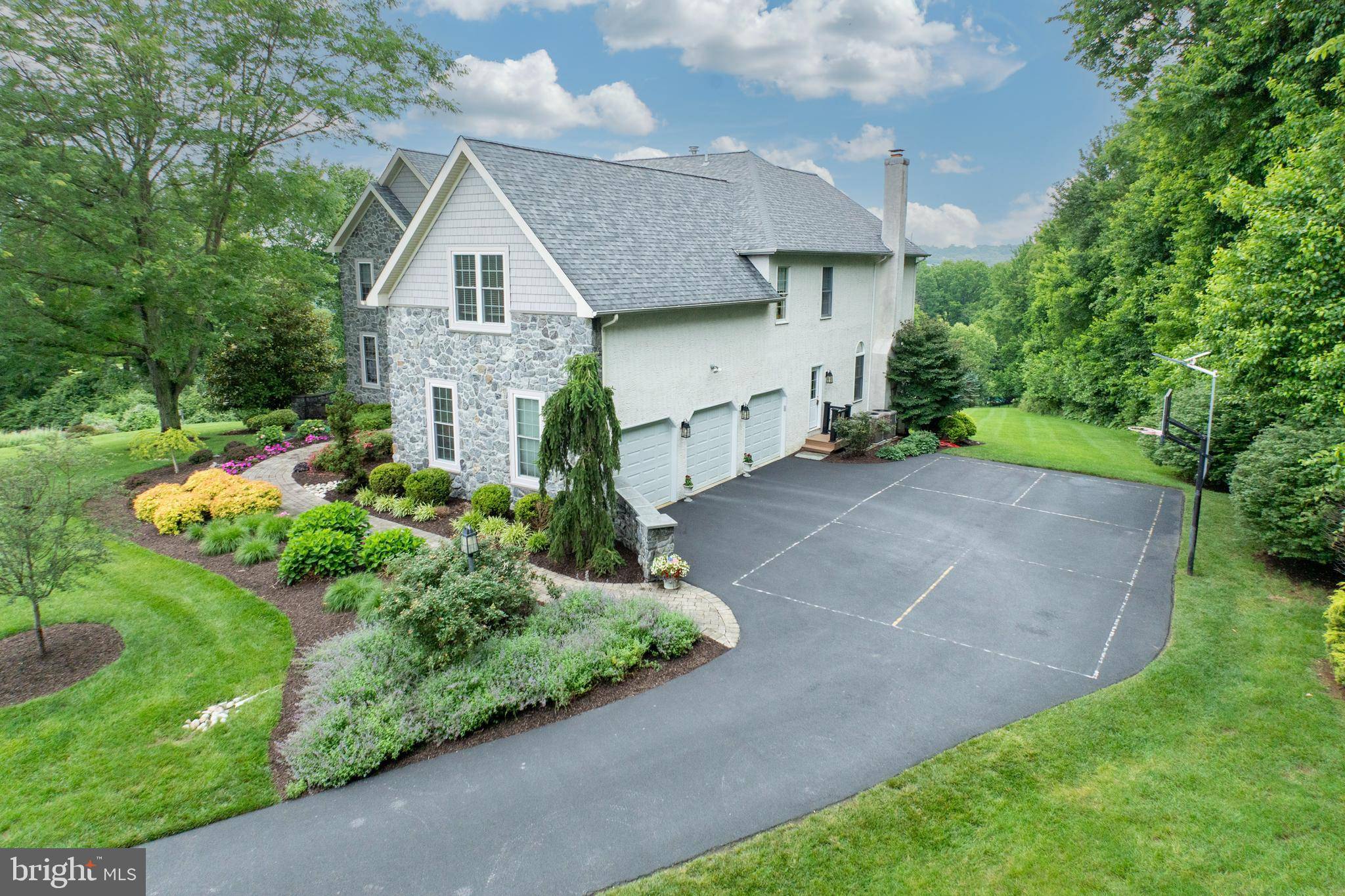West Chester, PA 19382,893 GLENDALE LN