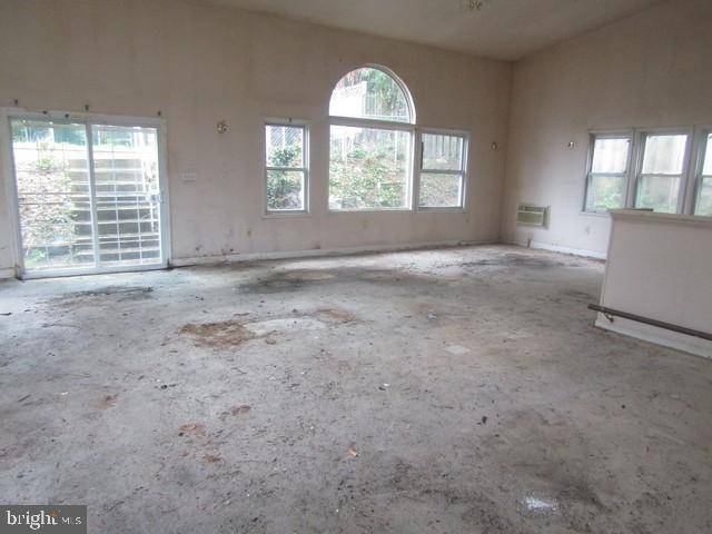 Washington, DC 20012,1467 ROXANNA RD NW