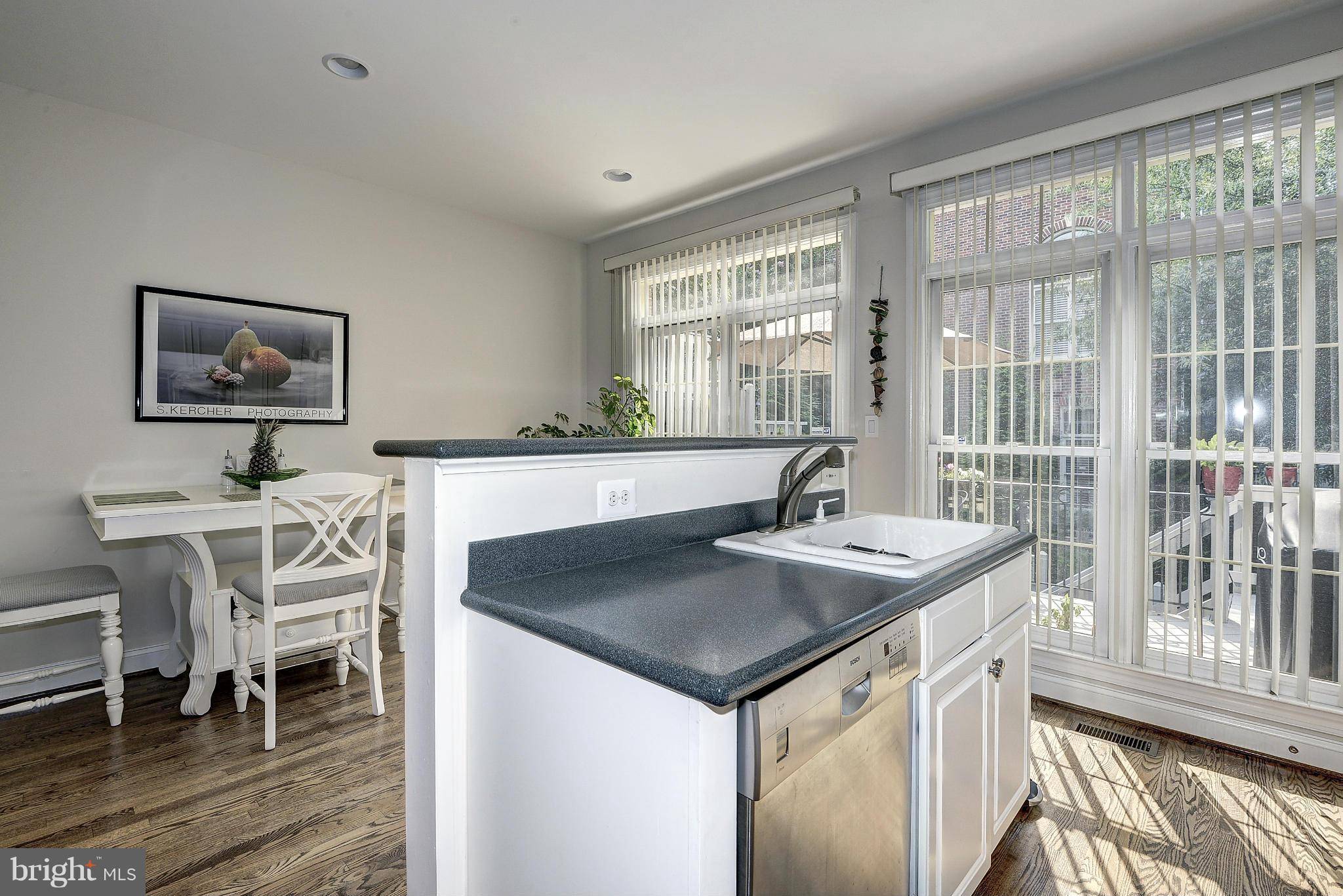 Arlington, VA 22209,2225 N OAK CT