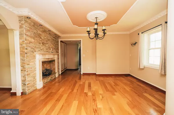 Cumberland, MD 21502,328 N MECHANIC ST