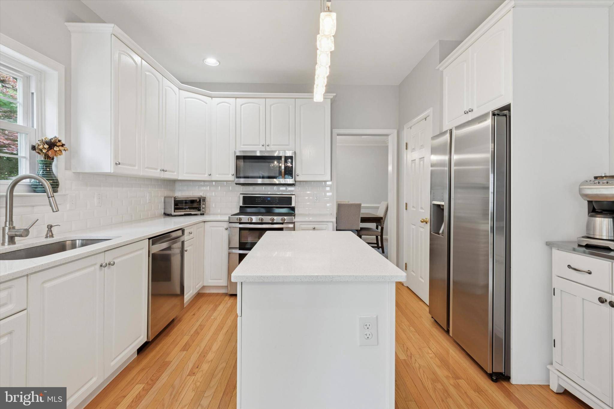 Norristown, PA 19401,28 CRIMSON DR