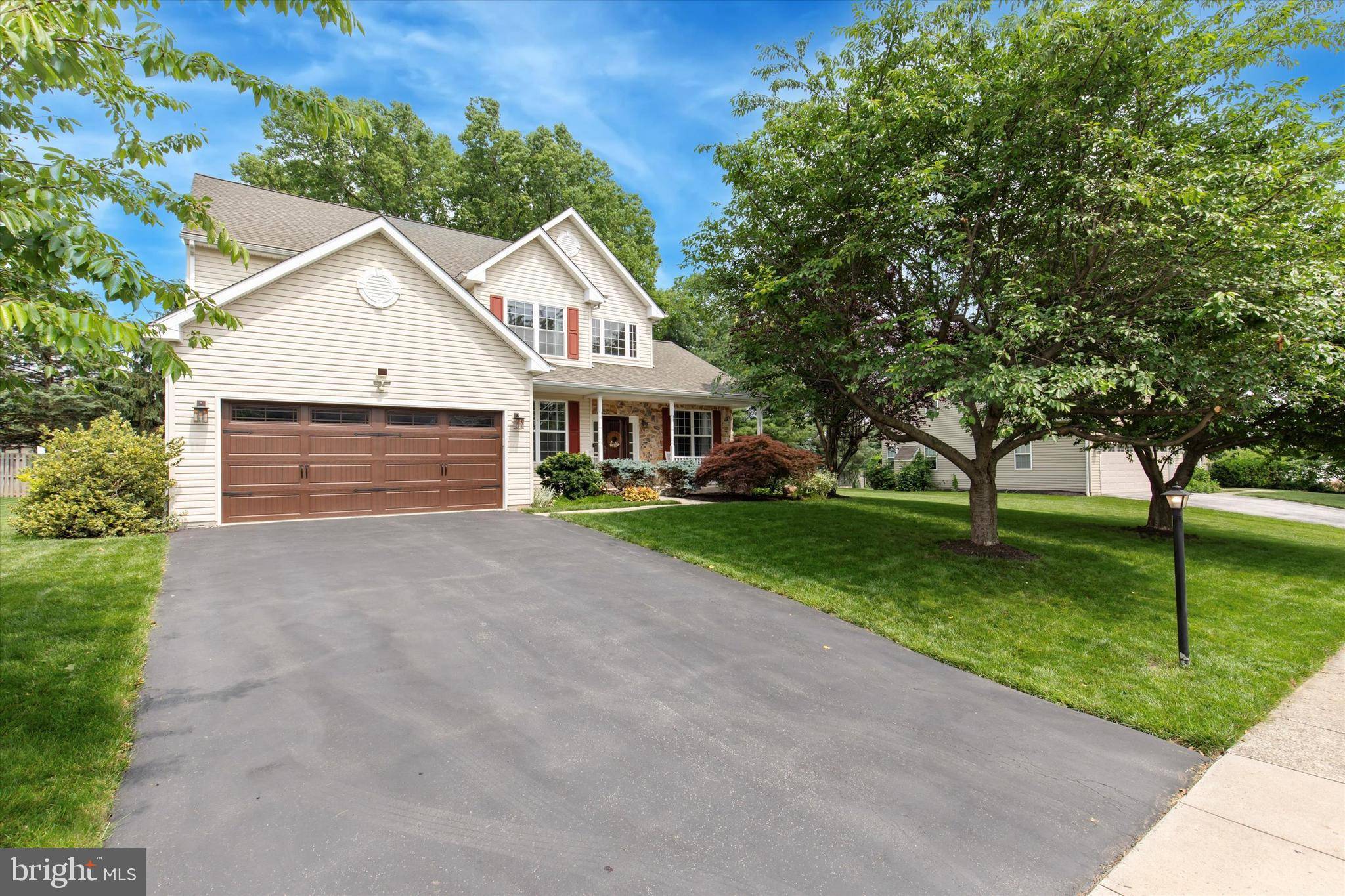 Norristown, PA 19401,28 CRIMSON DR