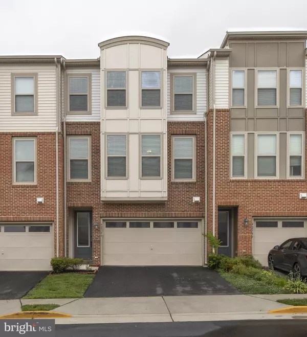 42344 ALDER FOREST TER, Sterling, VA 20166