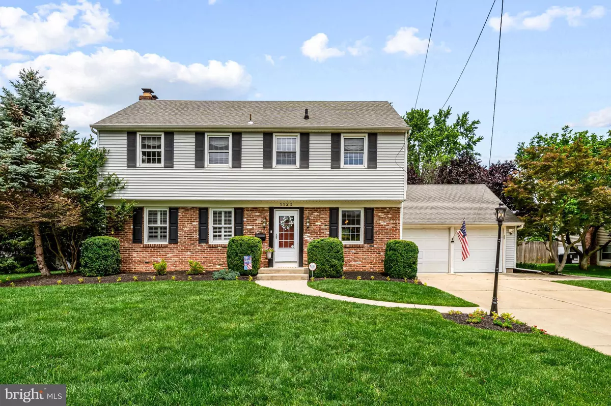 Cherry Hill, NJ 08034,1123 GREENBRIAR RD
