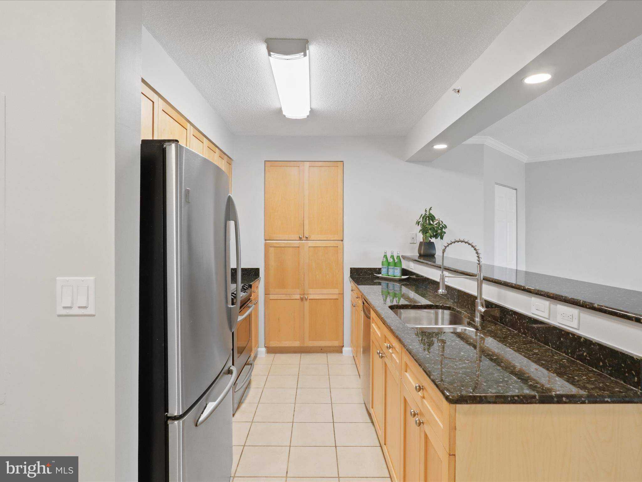 3101 HAMPTON DR #1307, Alexandria, VA 22302