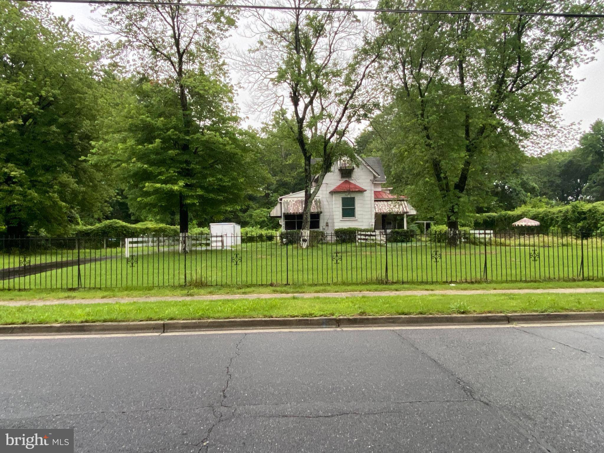 Riverdale, MD 20737,5513 TAYLOR RD