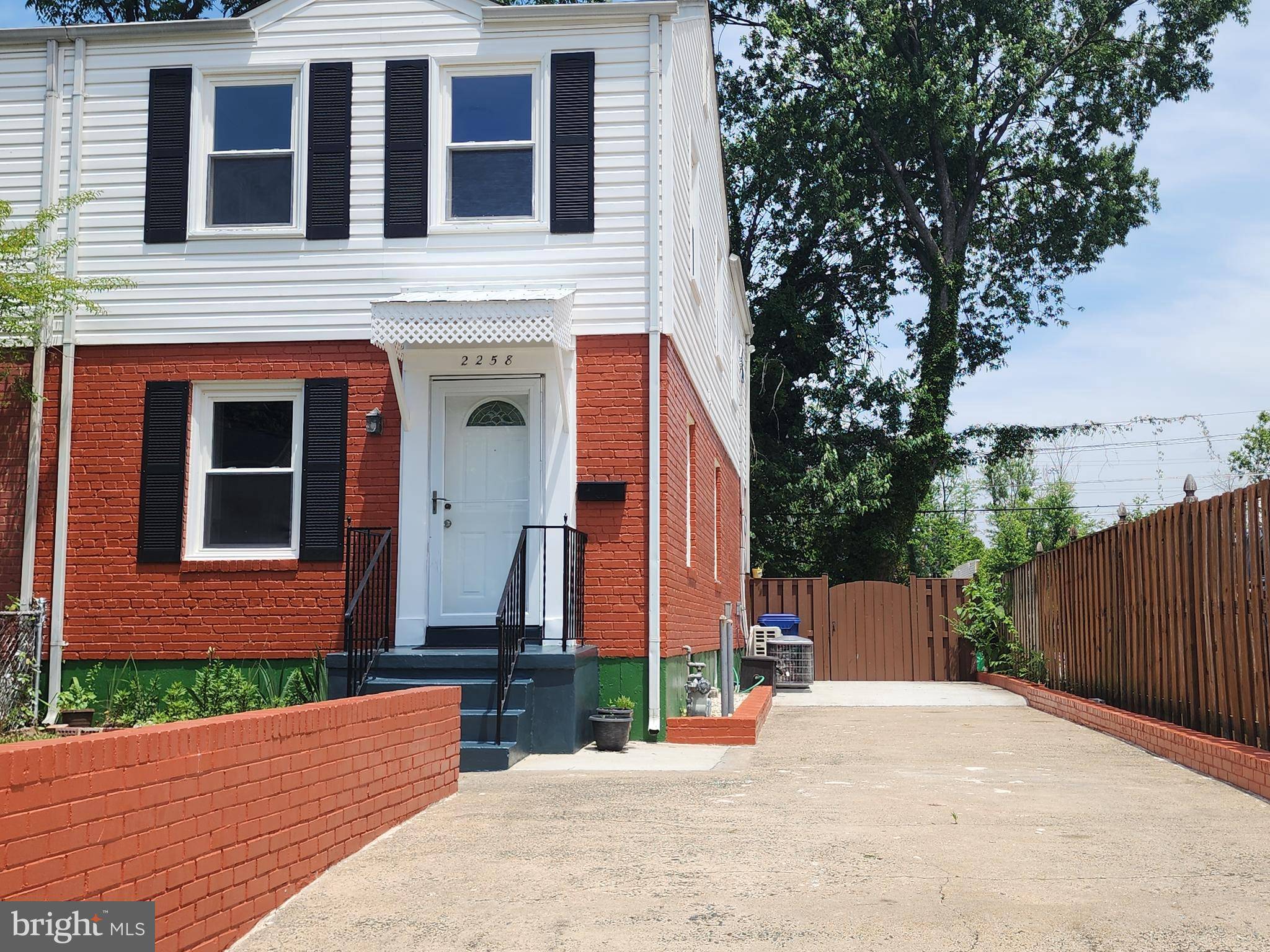 Alexandria, VA 22303,2258 ARLINGTON TER