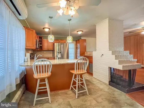 Levittown, PA 19054,237 LAKESIDE DR #N