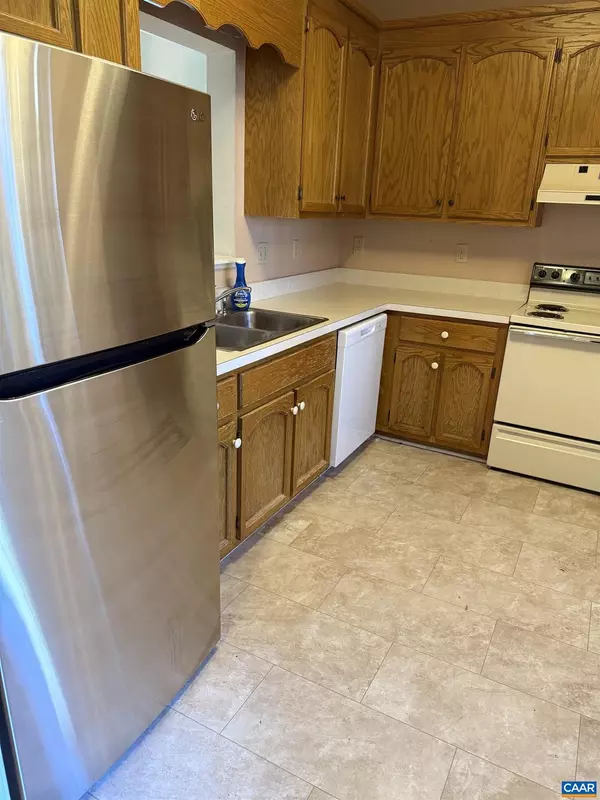 Charlottesville, VA 22911,2307 FINCH CT