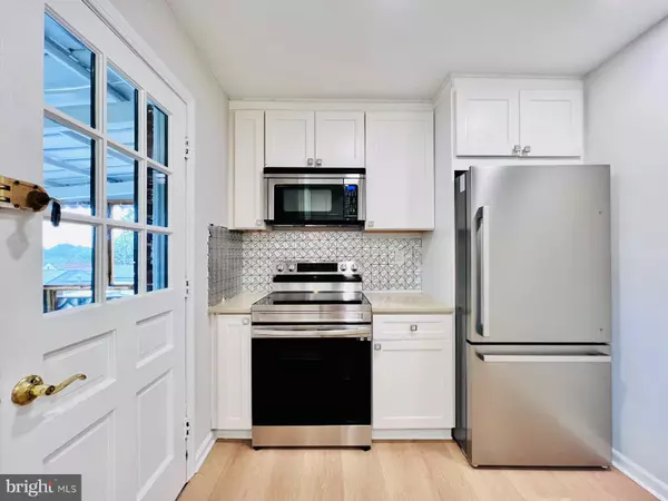 Capitol Heights, MD 20743,1007 QUIETVIEW DR