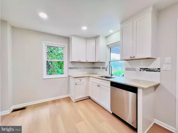 Capitol Heights, MD 20743,1007 QUIETVIEW DR