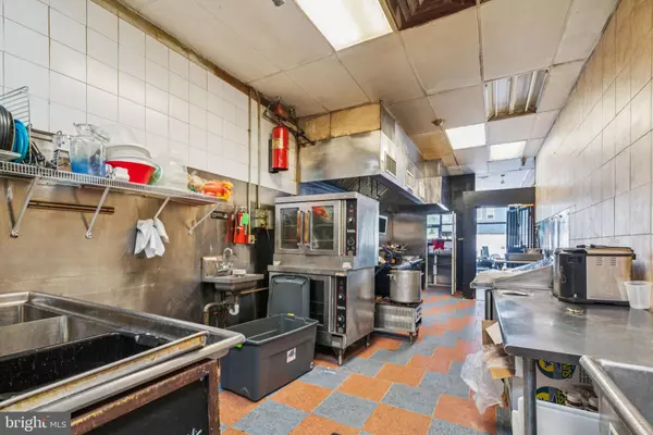 Philadelphia, PA 19104,4323 LANCASTER AVE.