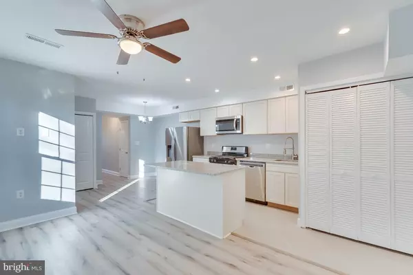 Washington, DC 20032,537 NEWCOMB ST SE