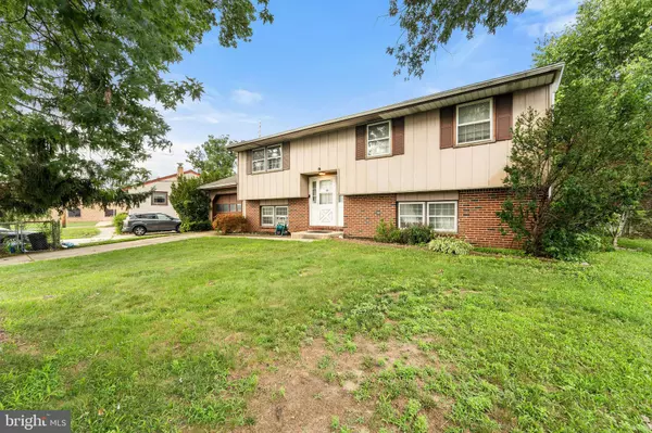 257 W LANDING RD,  Blackwood,  NJ 08012