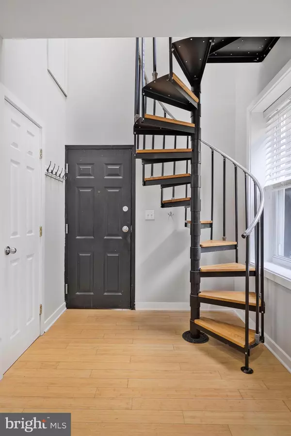 Philadelphia, PA 19146,1516 CATHARINE ST #2