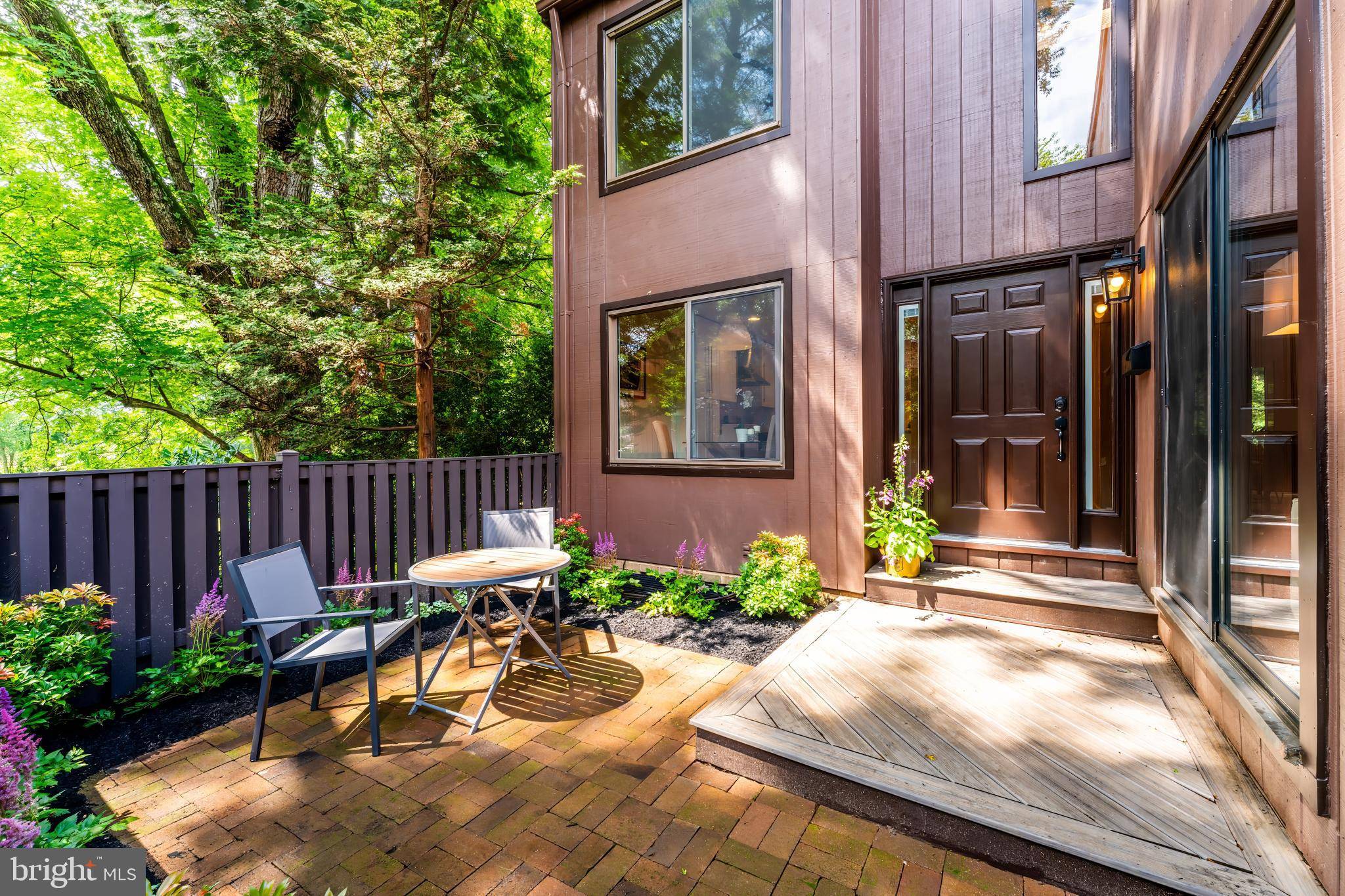Reston, VA 20190,10909 KNIGHTS BRIDGE CT