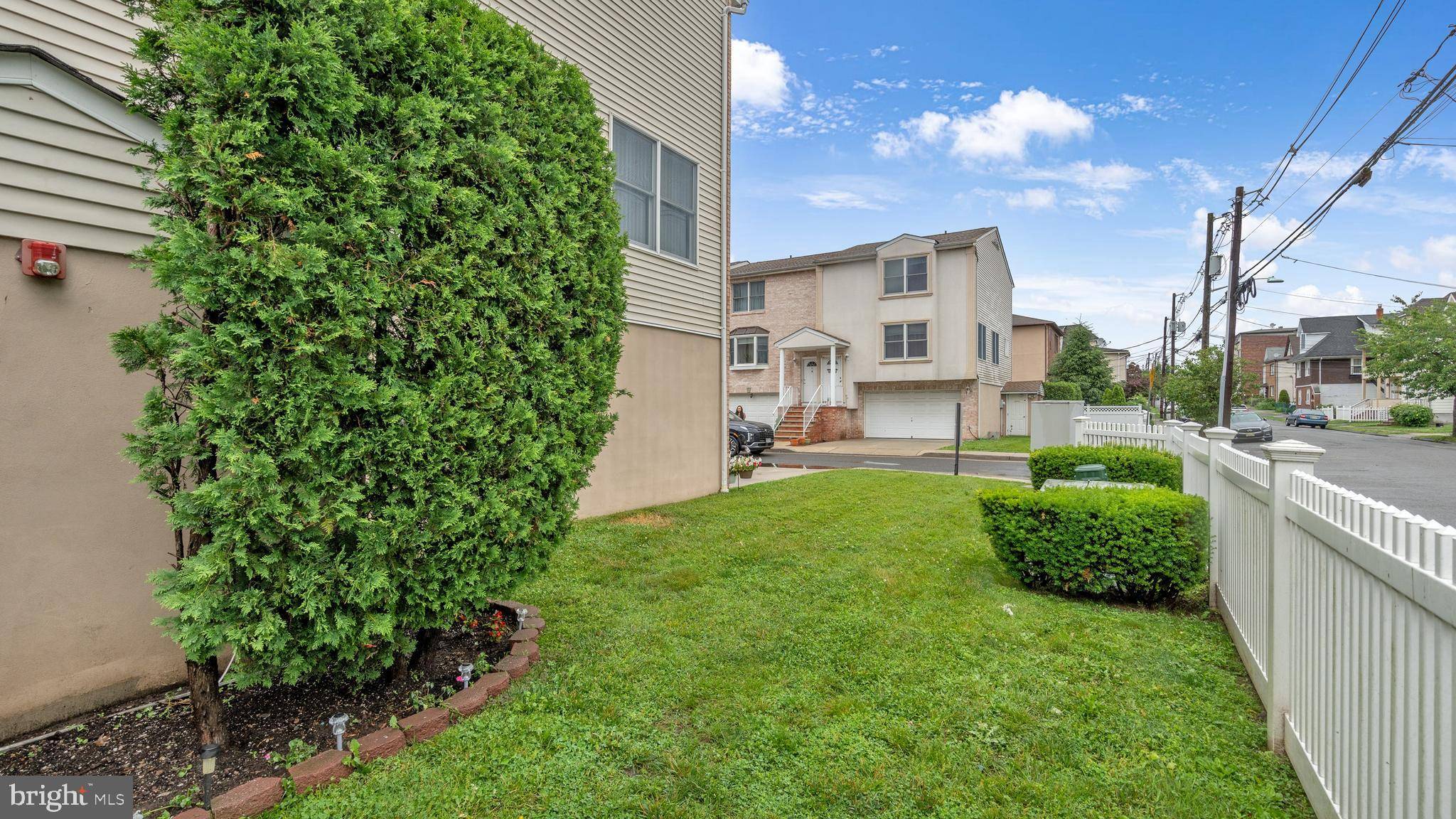 Garfield, NJ 07026,89 PLAUDERVILLE AVE #1