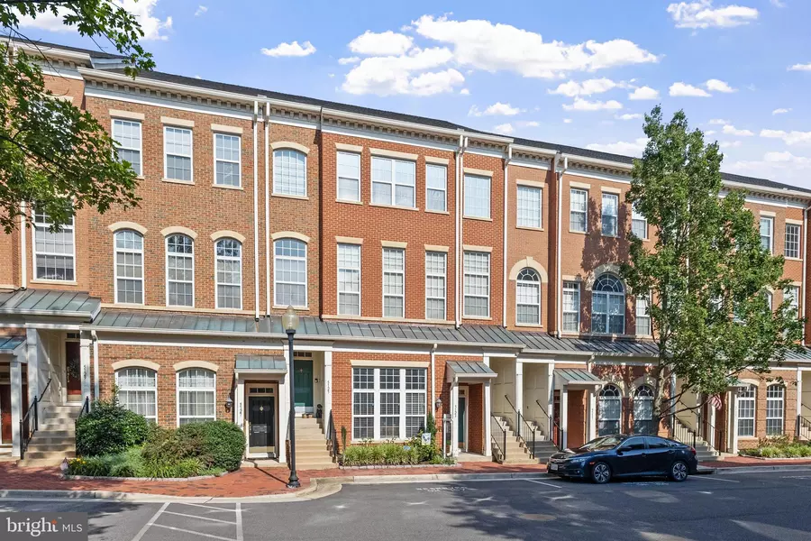 5123 DONOVAN DR, Alexandria, VA 22304