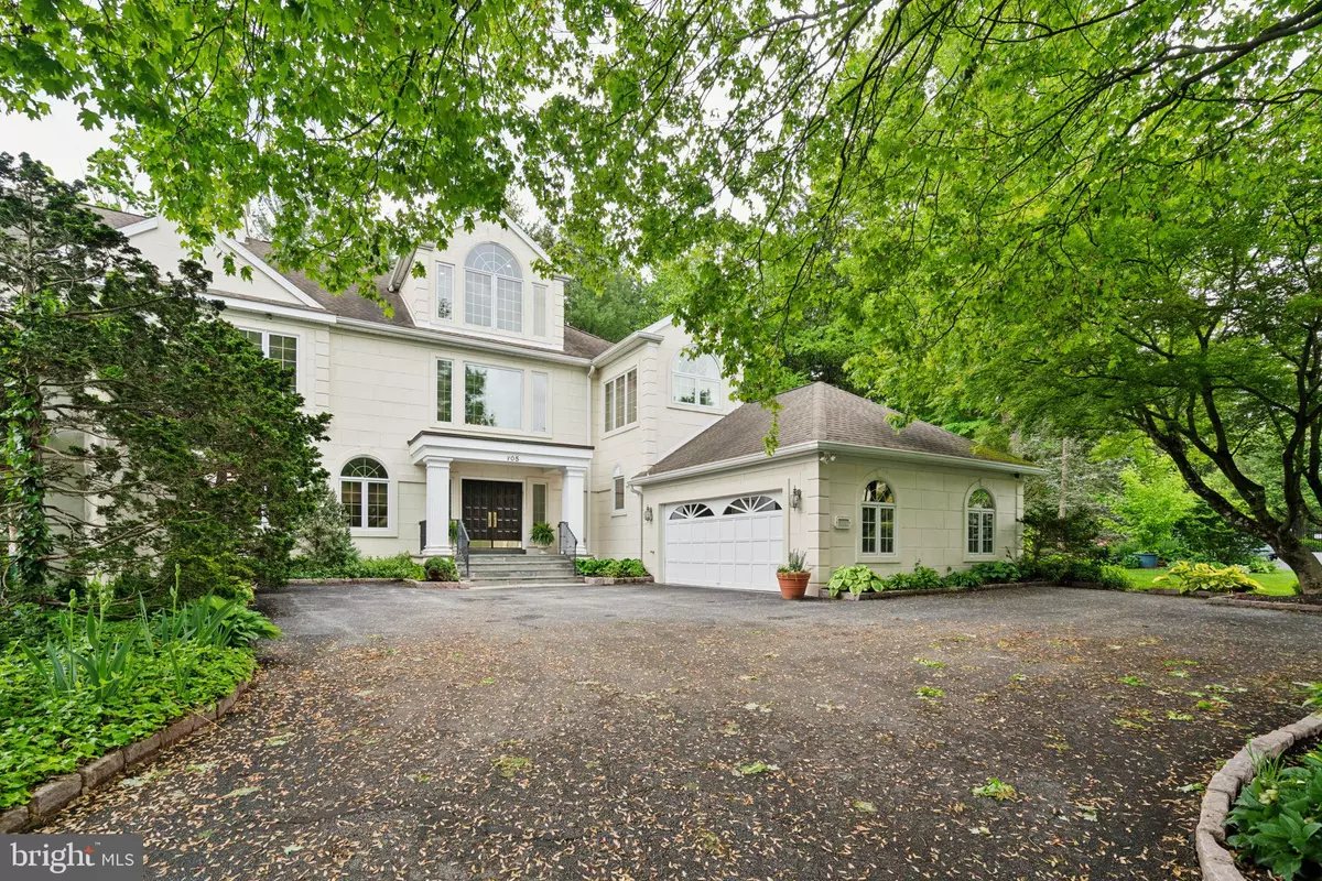 Villanova, PA 19085,705 CANTERBURY LN