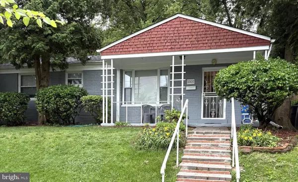 Hyattsville, MD 20783,3307 PENNSYLVANIA ST