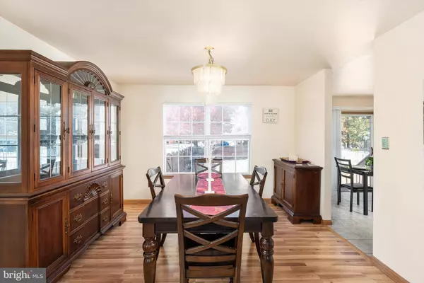 Sicklerville, NJ 08081,37 MONTICELLO DR