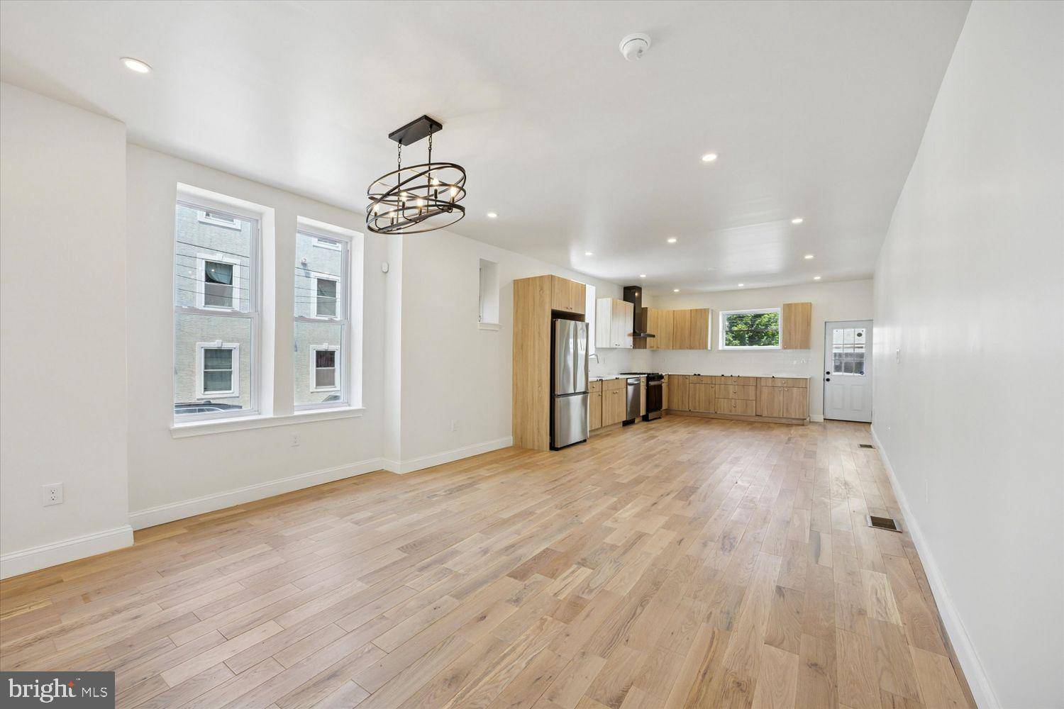 Philadelphia, PA 19104,4063 SPRING GARDEN ST