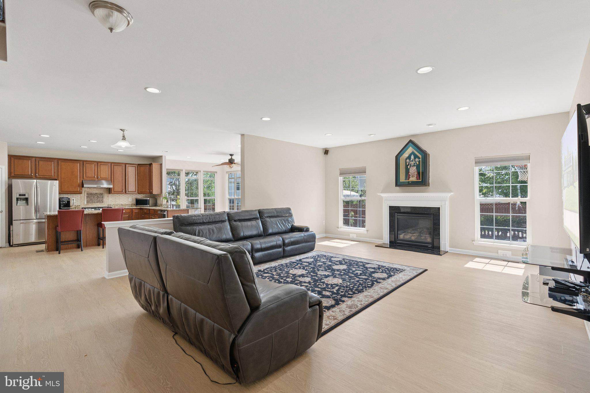 Woodbridge, VA 22193,5402 LOGGERHEAD PL