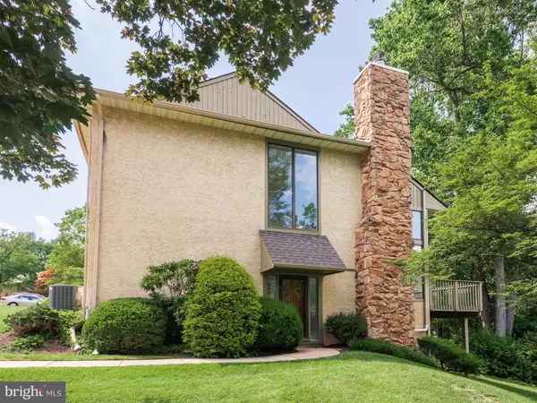 398 LYNETREE DR #11-D, West Chester, PA 19380