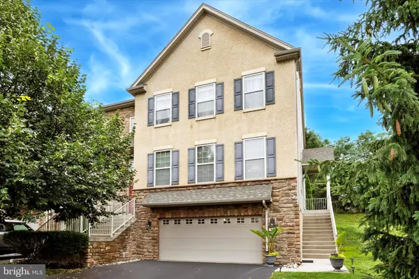 Feasterville Trevose, PA 19053,58 LILLY DR