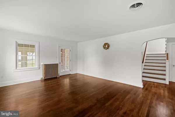 Winchester, VA 22603,327 BRYARLY RD