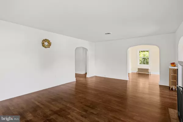 Winchester, VA 22603,327 BRYARLY RD