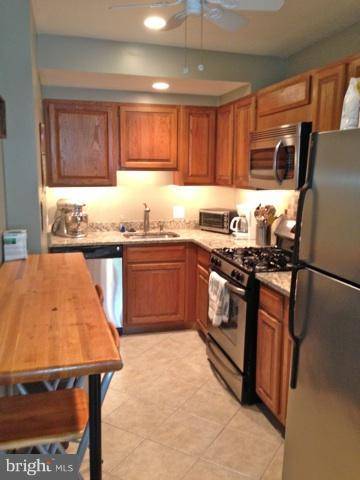 Arlington, VA 22201,3000 SPOUT RUN PKWY #B604