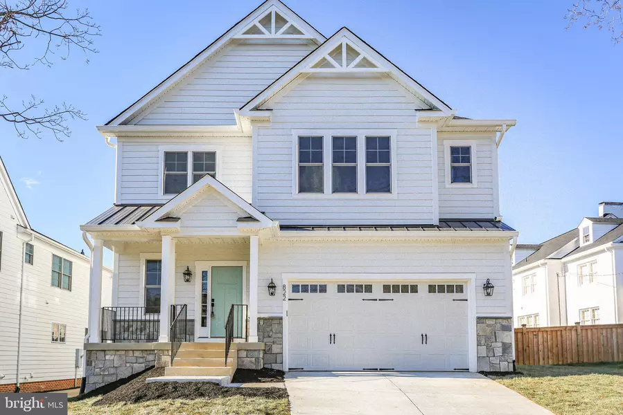 822 MONCURE ST, Fredericksburg, VA 22401