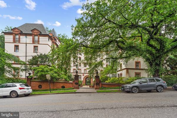6 UPLAND RD #F2, Baltimore, MD 21210