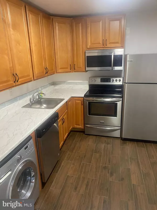 Laurel, MD 20708,11393 LAURELWALK DR #B-141