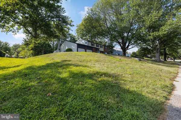 Norristown, PA 19403,529 LONG MEADOW RD