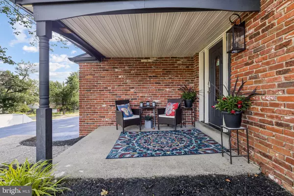 529 LONG MEADOW RD, Norristown, PA 19403