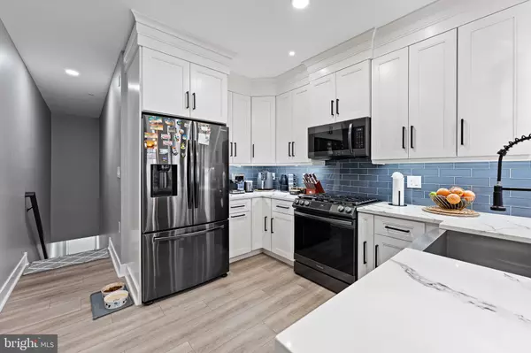 Riverside, NJ 08075,11 TEAL CT