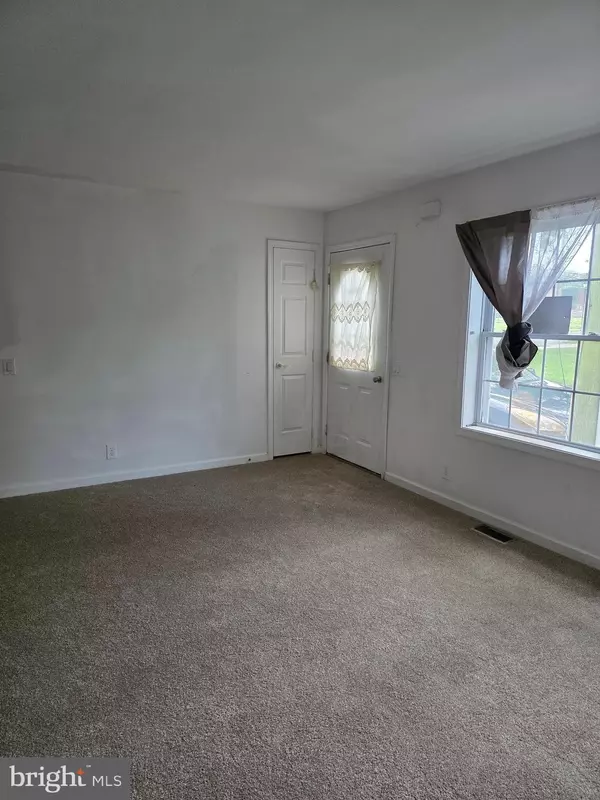 Dover, DE 19904,305 W REED ST