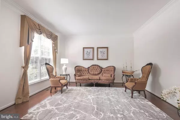 Chantilly, VA 20152,25817 SPRING FARM CIR